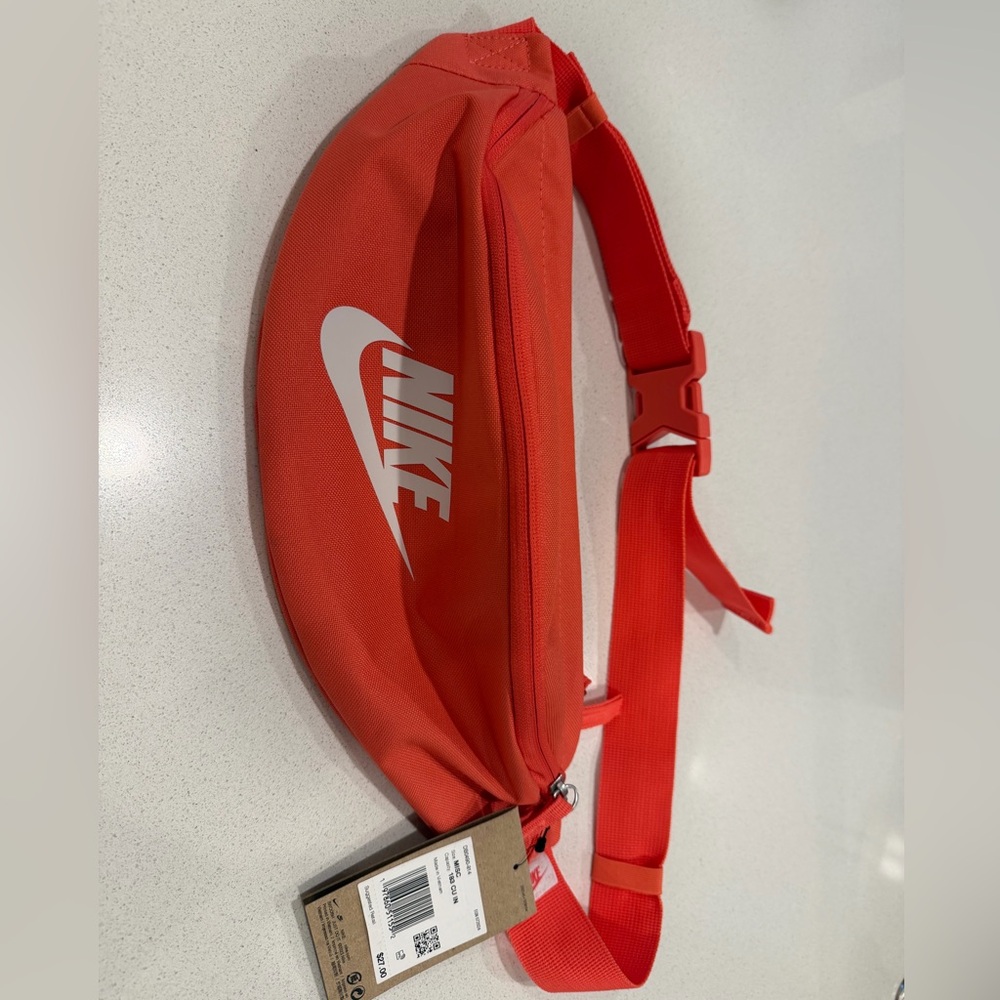 New with tag Nike Pink/Coral Crossbody Bag